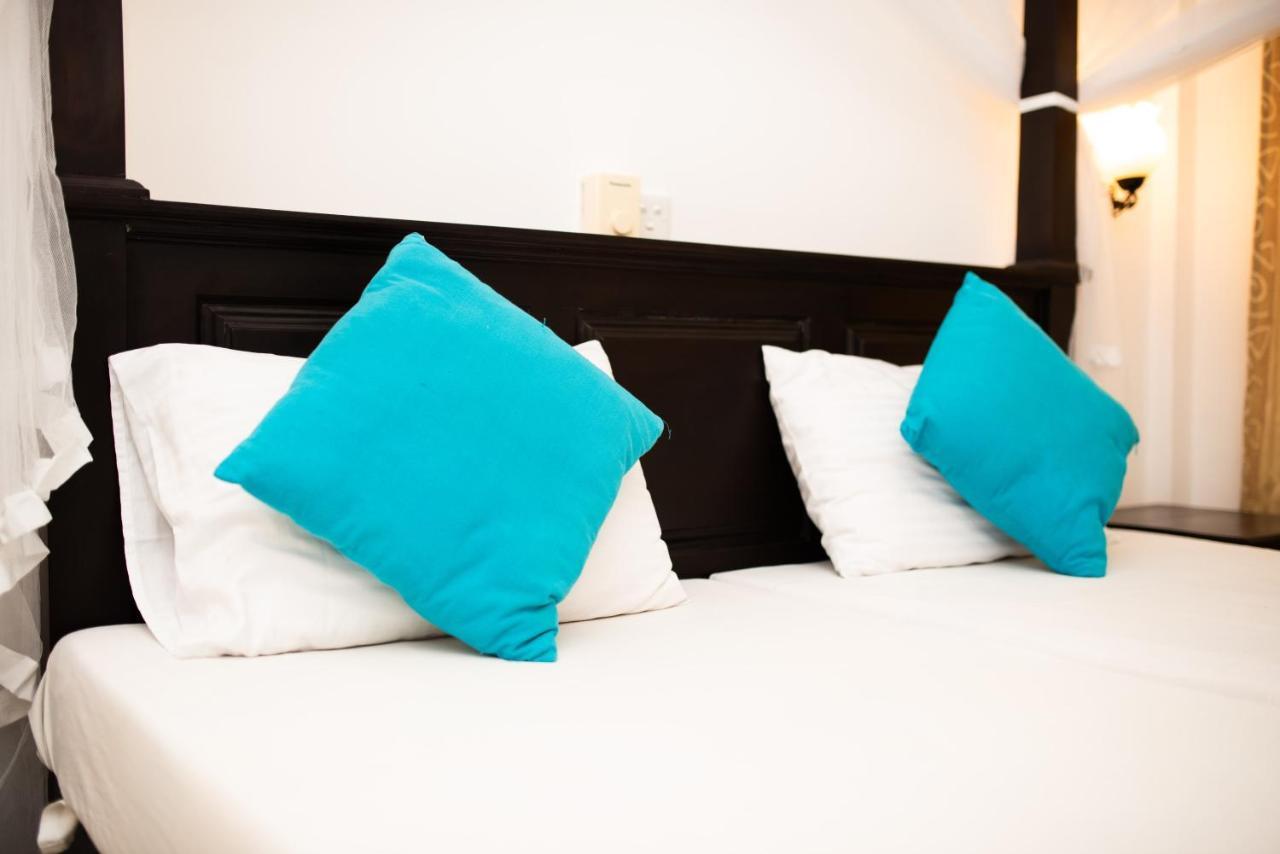 International Beach Hotel & Restaurant Hikkaduwa Dış mekan fotoğraf