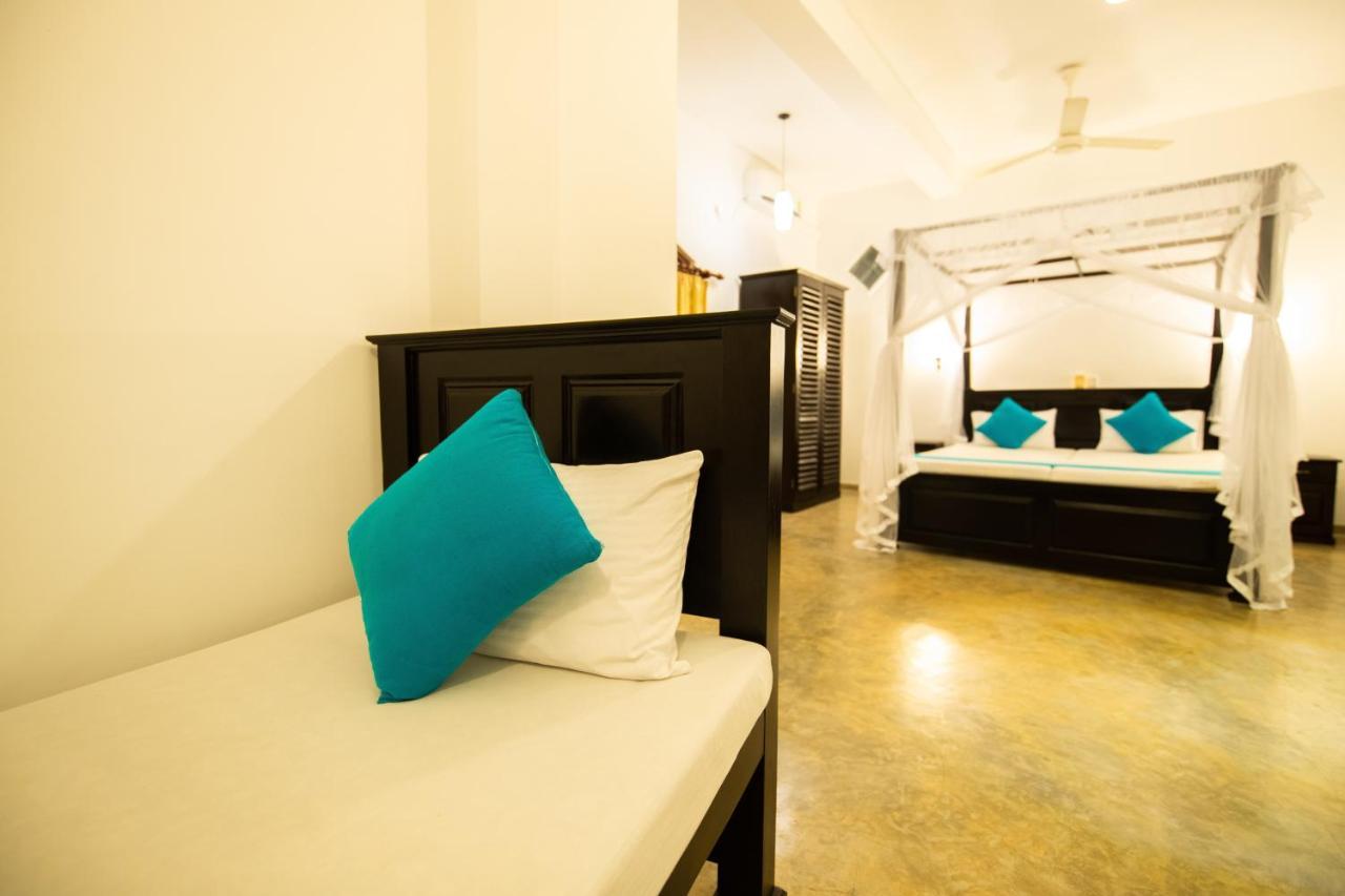 International Beach Hotel & Restaurant Hikkaduwa Dış mekan fotoğraf
