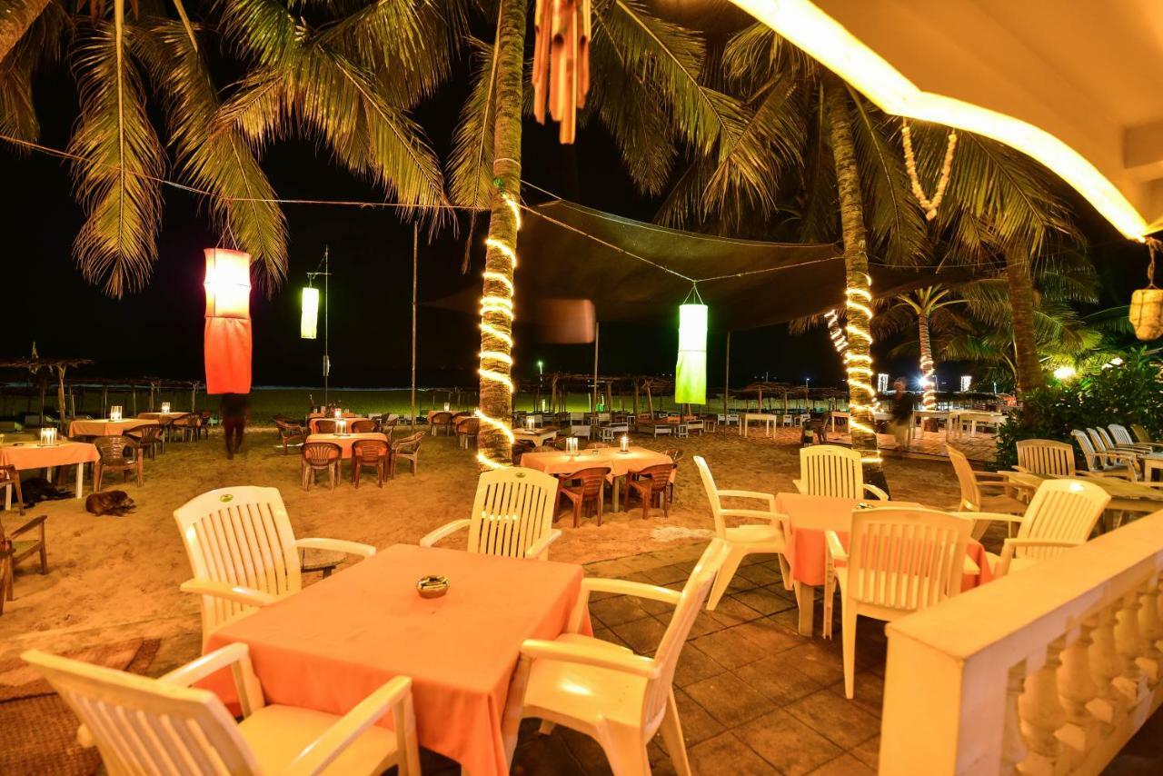 International Beach Hotel & Restaurant Hikkaduwa Dış mekan fotoğraf